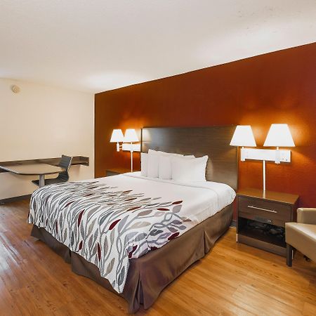 Red Roof Inn Уолтерборо Экстерьер фото