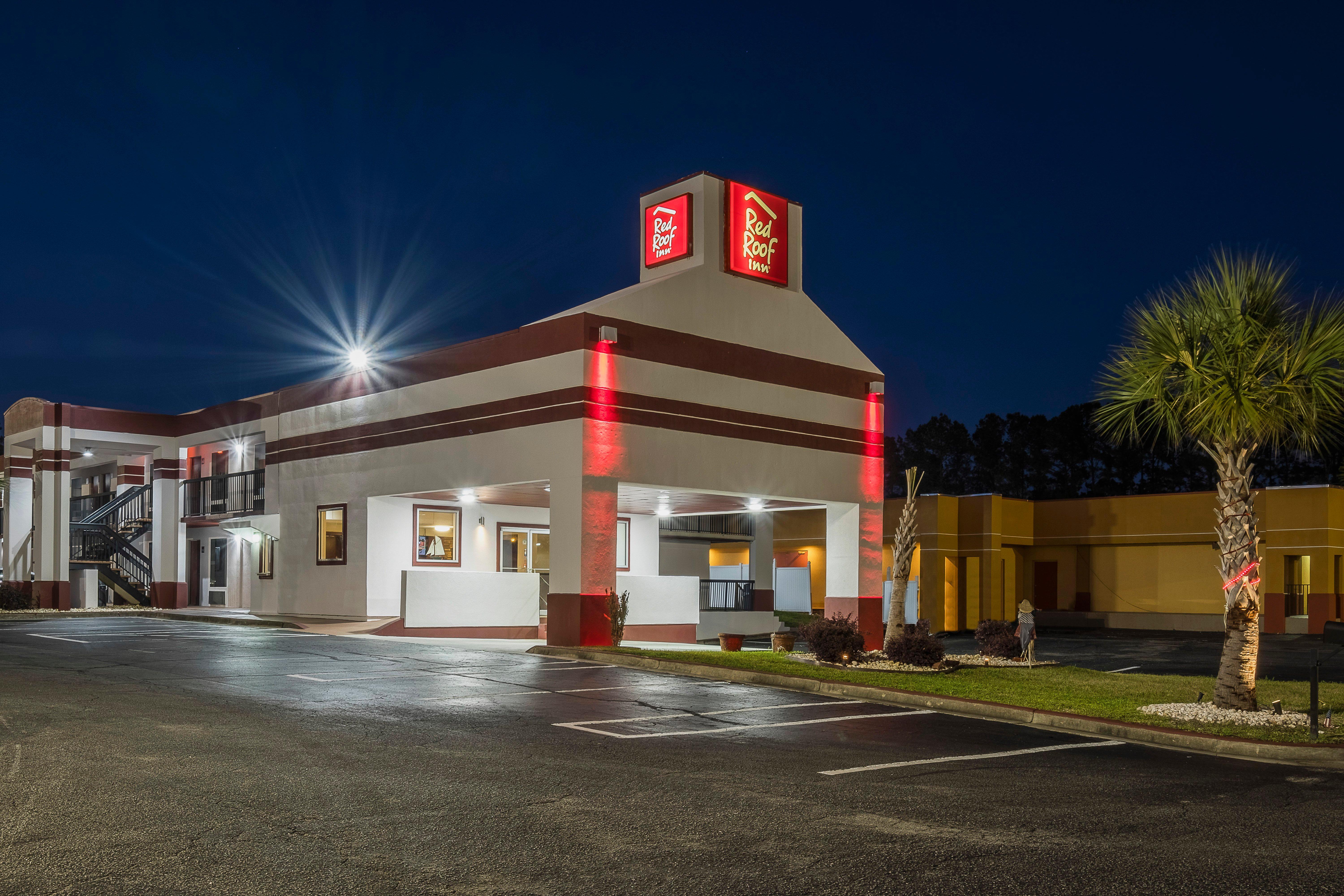 Red Roof Inn Уолтерборо Экстерьер фото